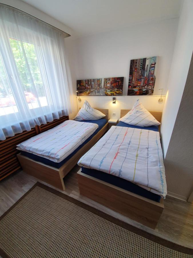Fewo Faubel Centro 42 m²&54 m² Oberhausen (North Rhine-Westphalia) Exterior foto